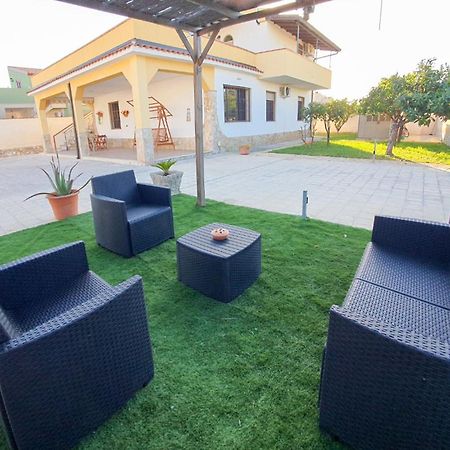 Villa La Sosta - 150M Dal Mare - Patio Privato E Areal Relax อาเรเนลลา ภายนอก รูปภาพ